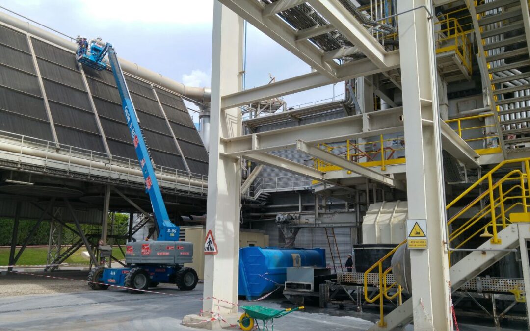 maquinas trabajando en una obra